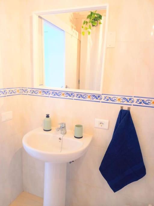 Habitacion Privada Dorive Con Bano Privado San Andrés Eksteriør billede